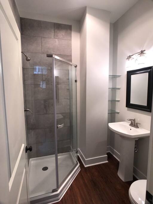 Beautiful clean modern newly renovated bathroom