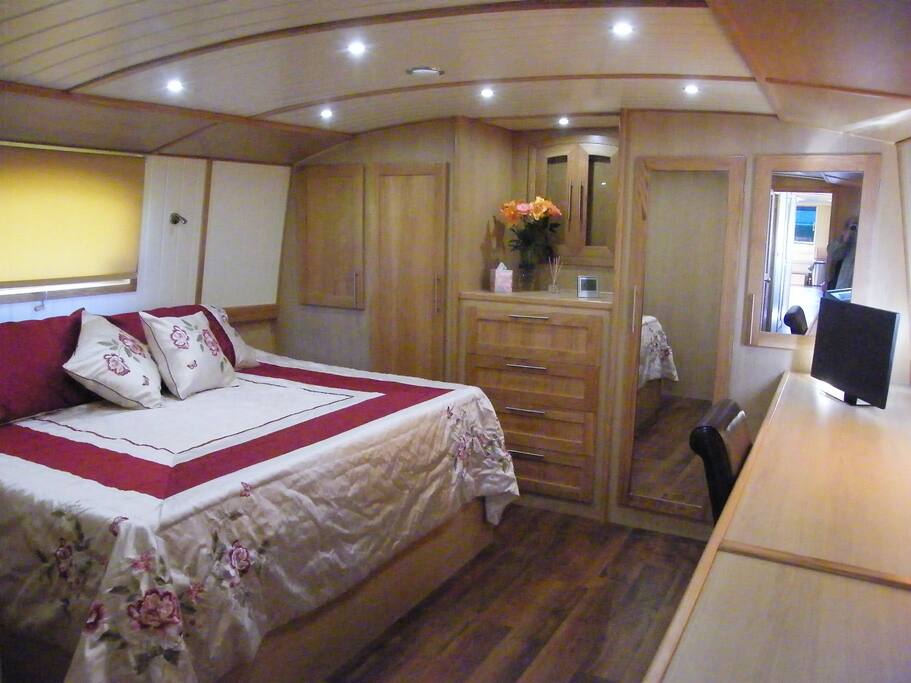 Super King guest
room.