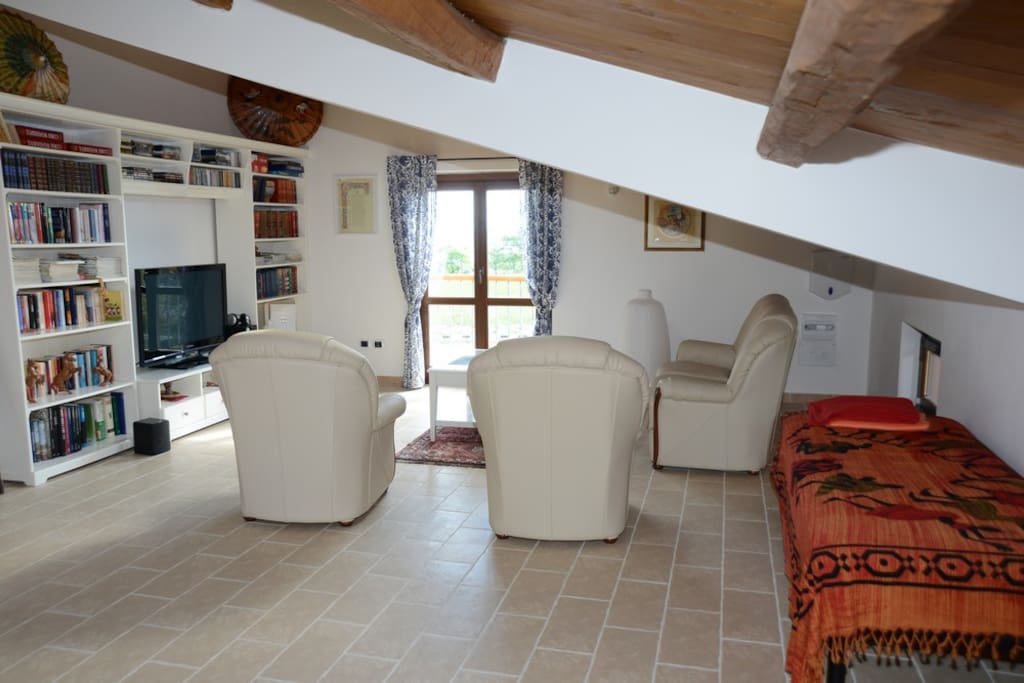 Colle delle Meraviglie - Living room