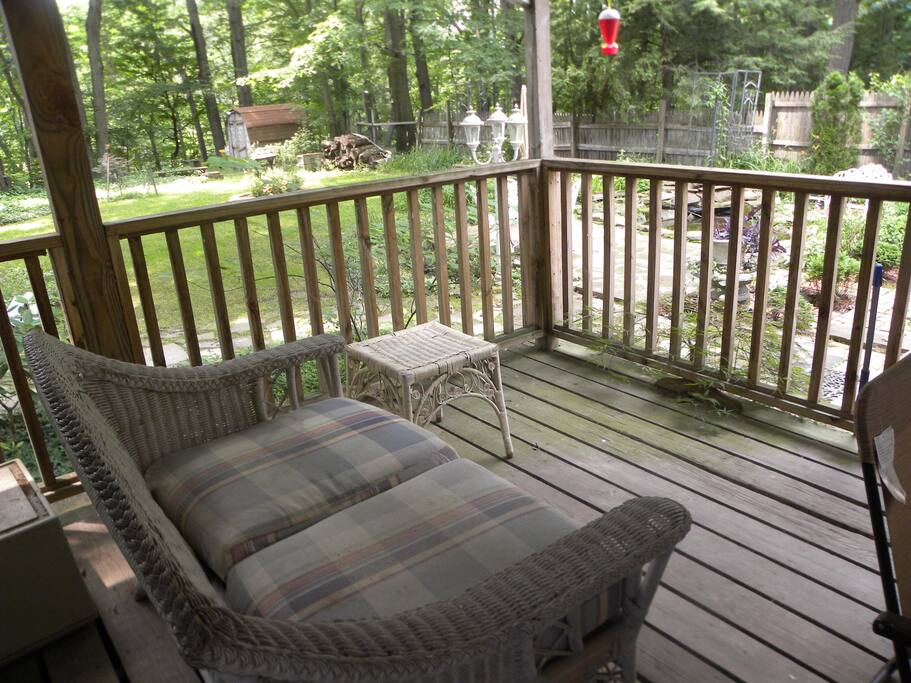 Shaded and open sun decks