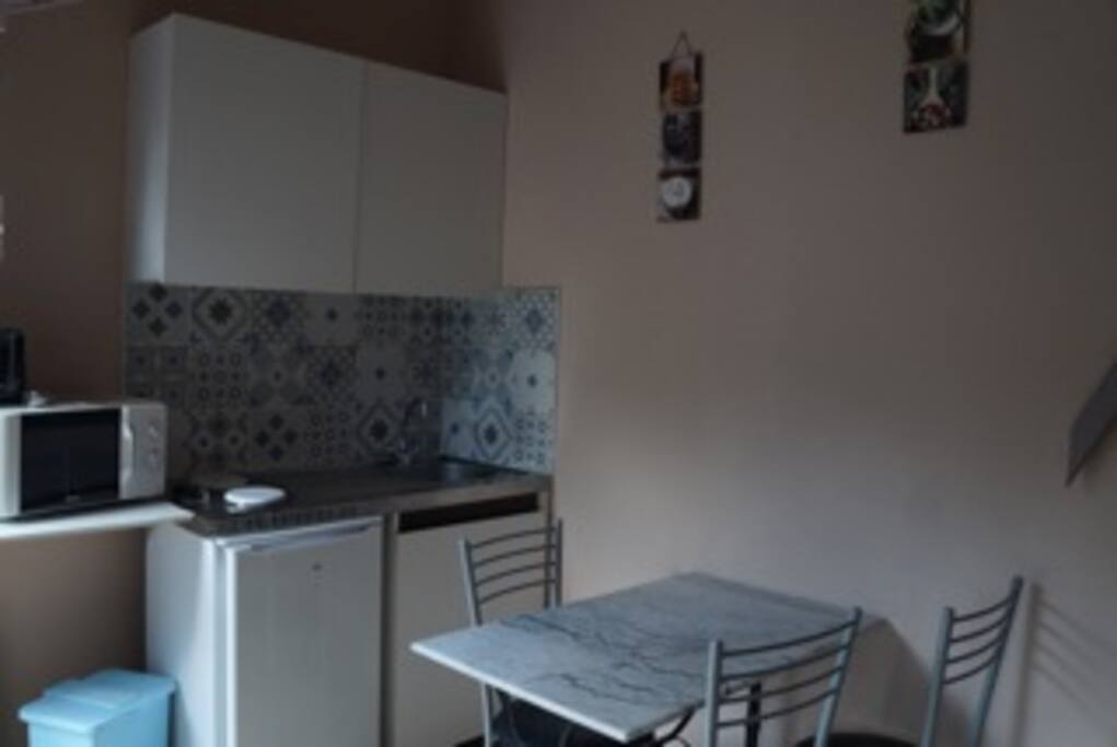 kitchenette