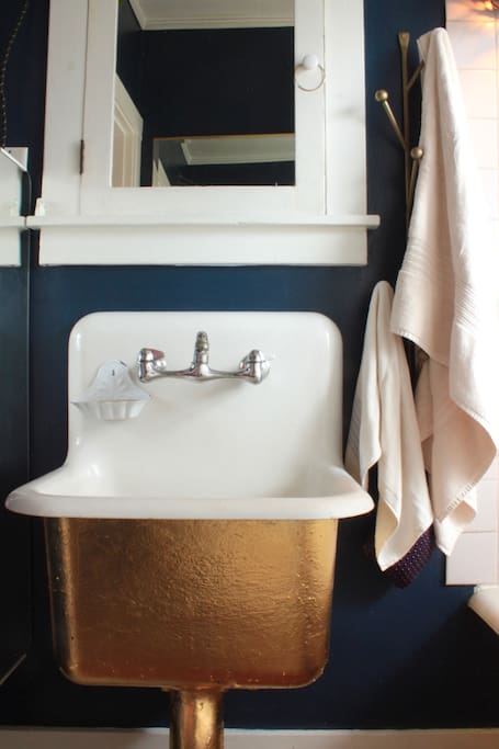 I gilded my sink in GOLD, just because.