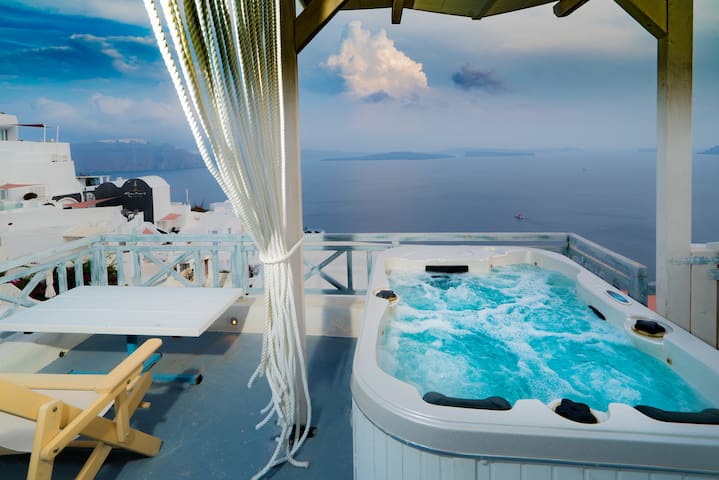 Kaleidoscope ,Grand View Jacuzzi