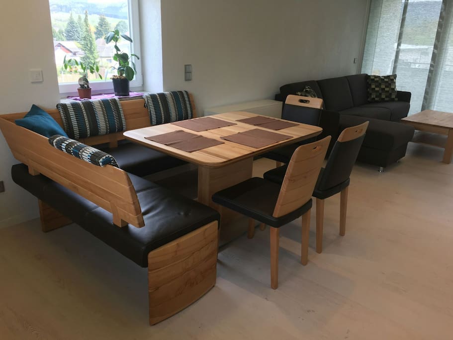 Hochwertige Leder-Sitzecke