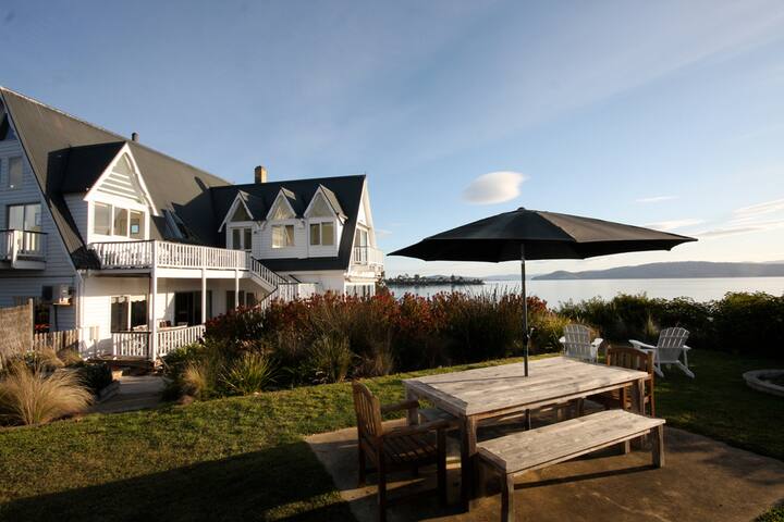 Saltcotes Beach House Tasmania gallery image 2