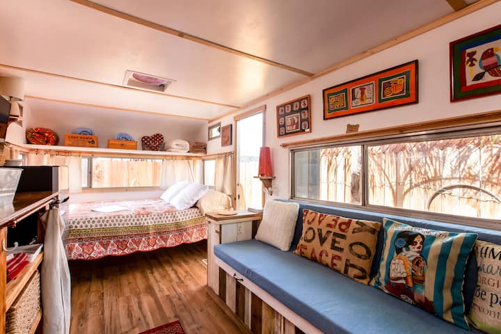 The Shabby Shack Vintage Camper! - Murrieta, CA