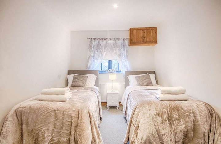 Segundo dormitorio con 2 camas de una plaza