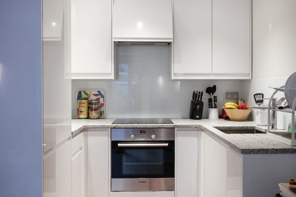 Fully equipped kitchen and cooking facilities, utensils'
