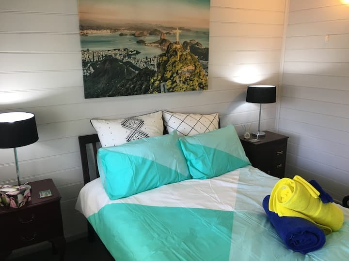 საძინებელი 1