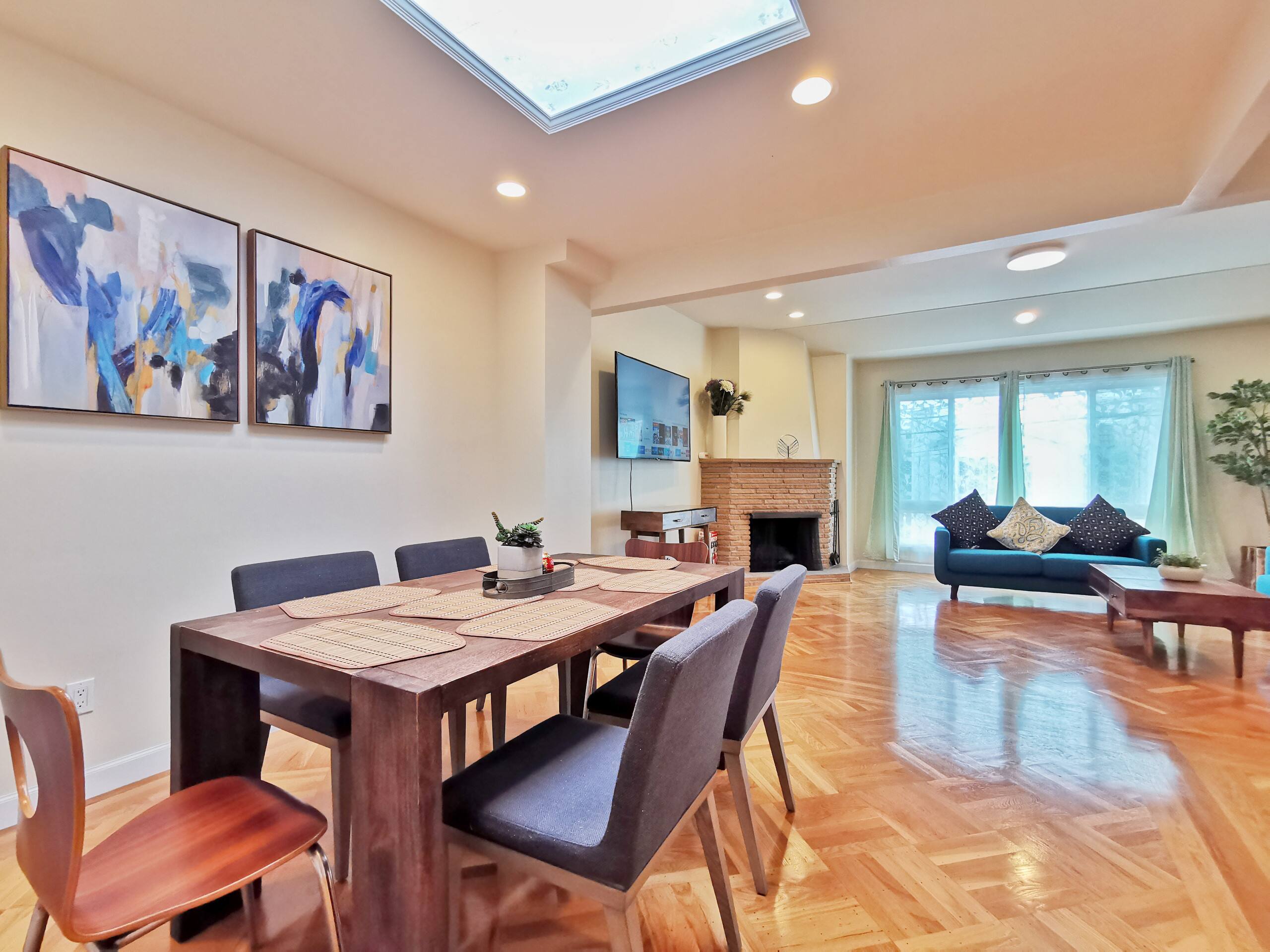 Townhouse in San Francisco · ★4.9 · 3 bedrooms · 3 beds · 3 baths - Image 11