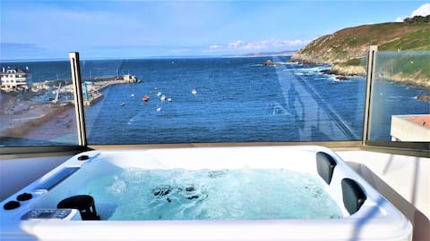In Caión, Ático-Suite with 2 terraces and JACUZZI