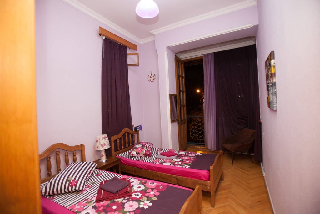 Twin Bedroom