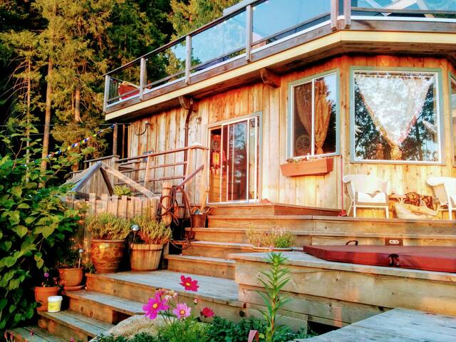 cliff Pagoda fall_winter special gallery image 4