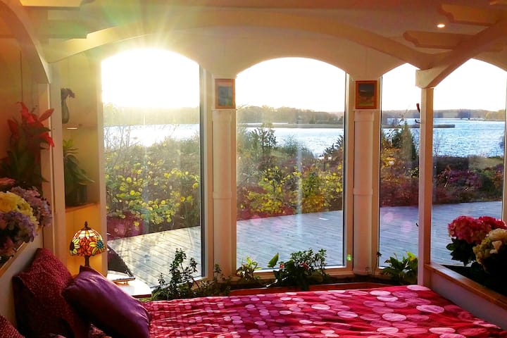 Sea view towards the west