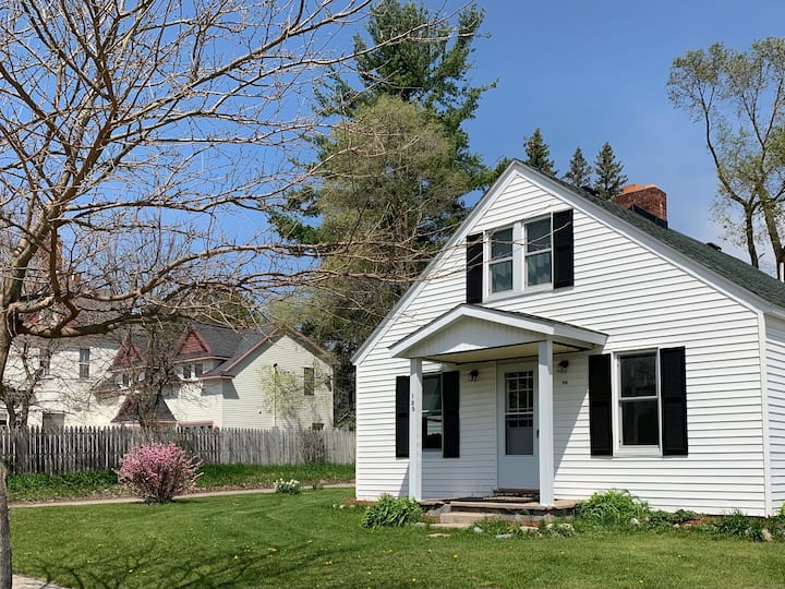 Bellaire home with beach access, walk to downtown Houses for Rent in