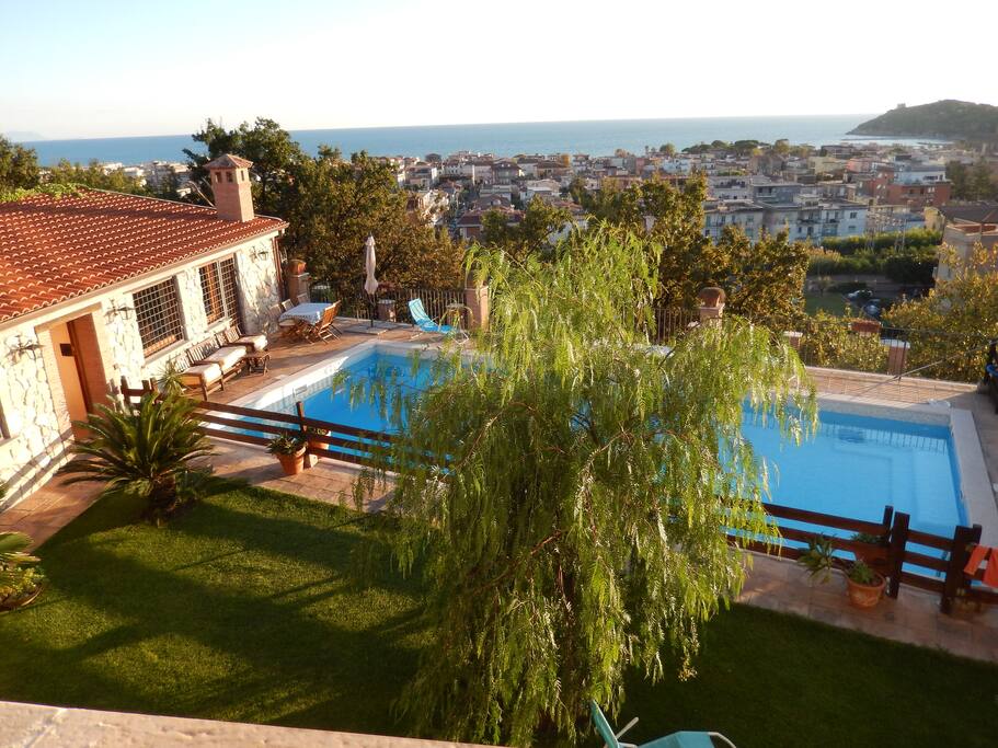 Villa Mabe - swimming pool