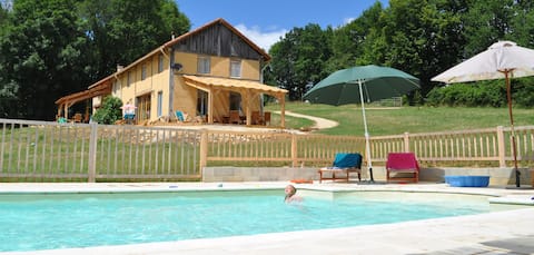 Exclusive 10-bed gite | Heated pool | Dordogne