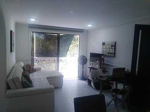 Habitacion cerca al aeropuerto, playas y centro 3