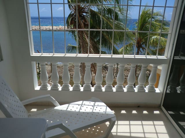 Listing in Willemstad