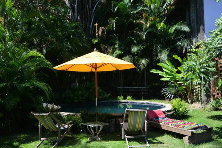 Casa c/ jardim, piscina, próxima de belas praias. gallery image 2