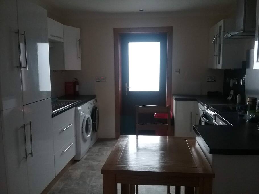Fully equipped kitchen.