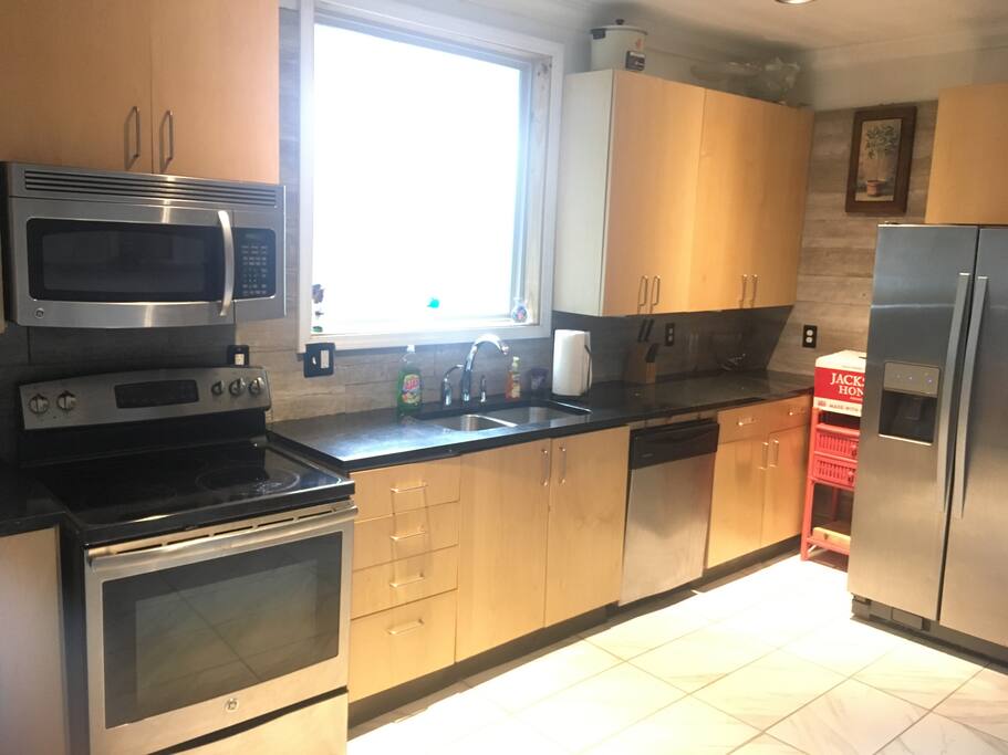 Spacious updated kitchen
