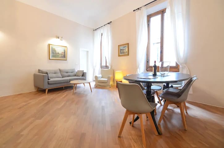 Melarancio Residence