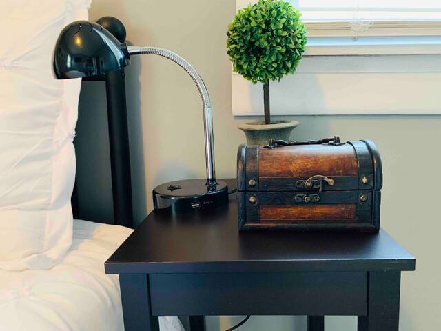 Sleeps 10 | Free Fast Wifi | Free Parking | 4KTVs