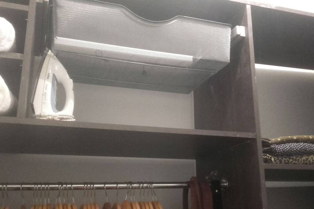 Dressing de 4m2 avec nombreux rangements