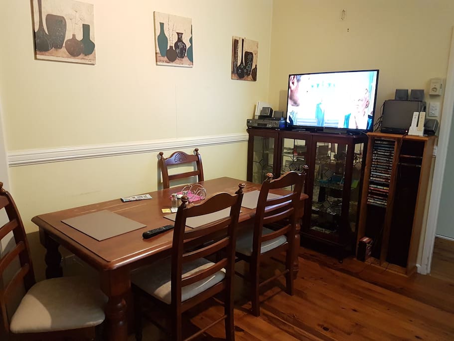 dinning/lounge room