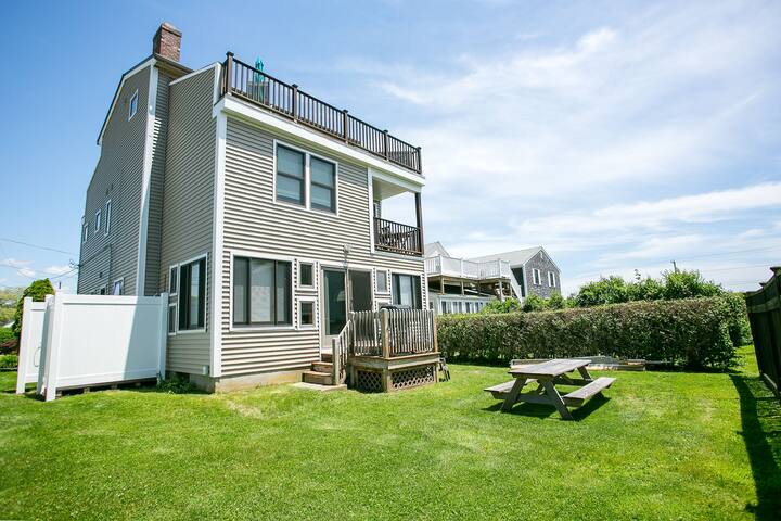 Scarborough Beach, Narragansett RI gallery image 3