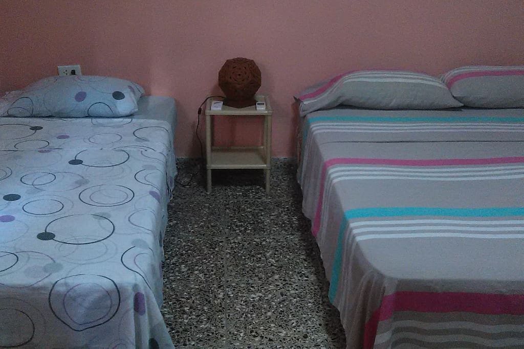 Se cuenta con una cama camera y una personal