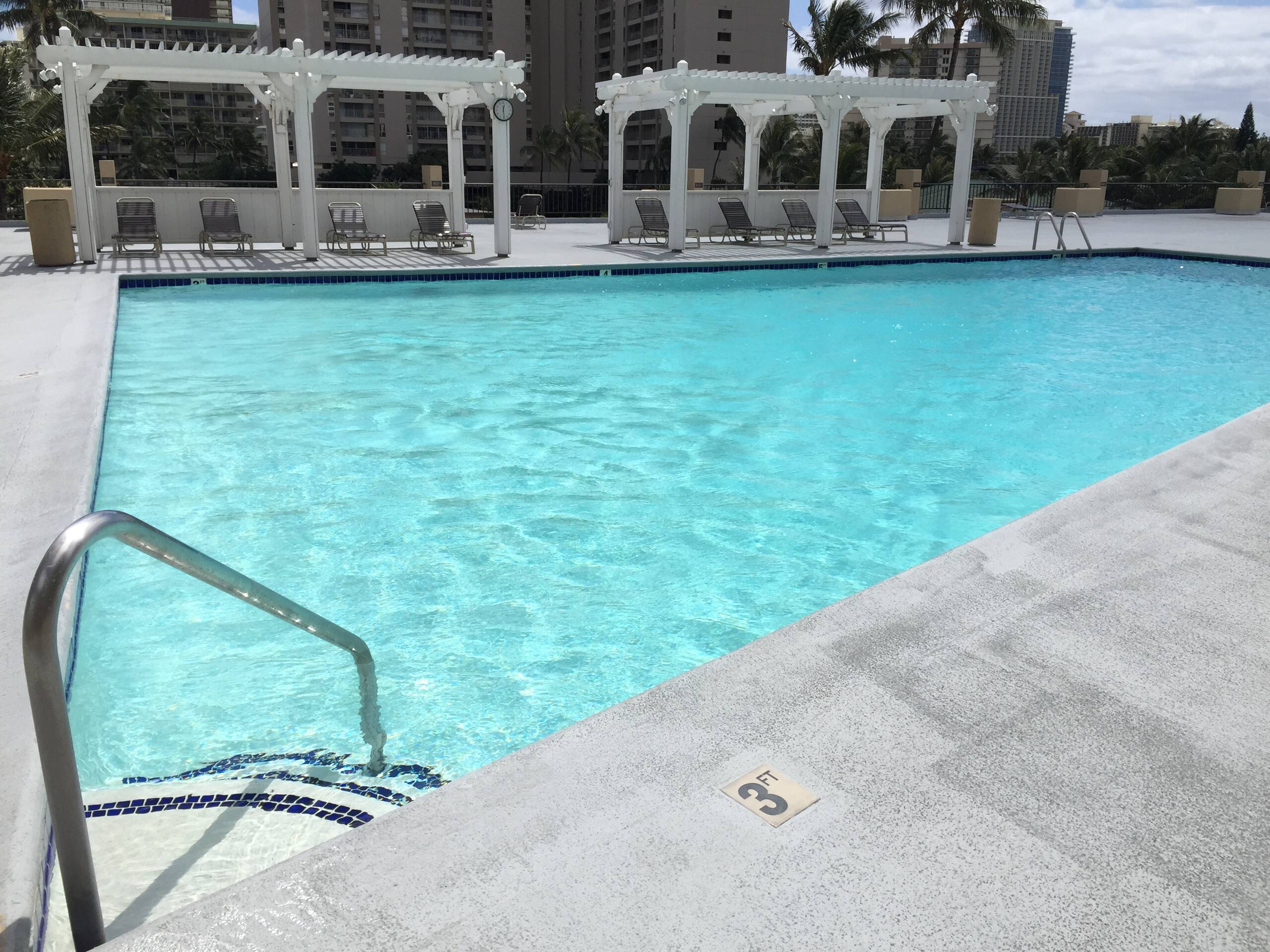 Condo in Honolulu · ★4.63 · Studio · 1 bed · 1 shared bath - Image 15