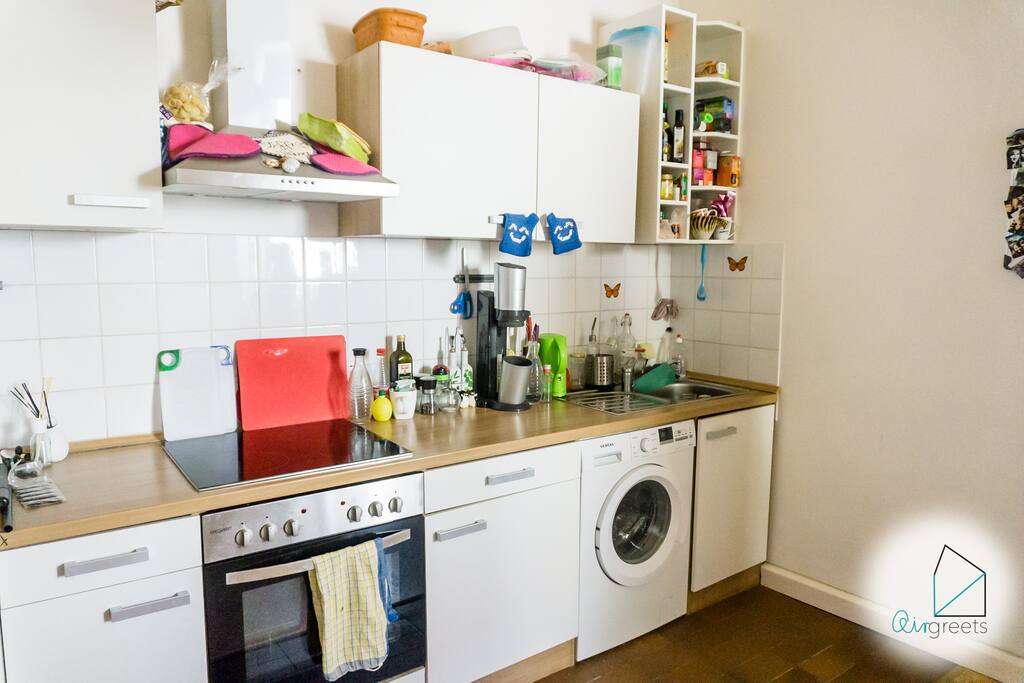 It is fully equipped and welcomes you to cook.
