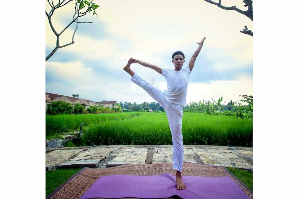 Free yoga class daily facilities and activities
