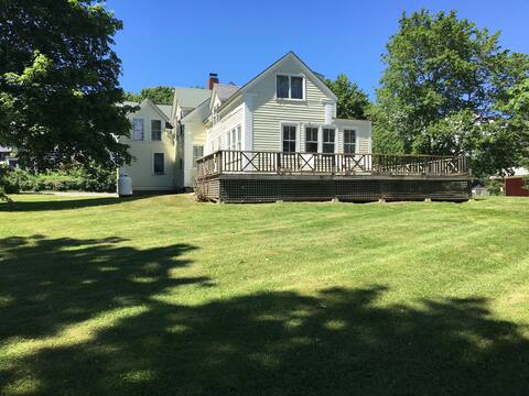 Rustic Waterview Maine Cottage