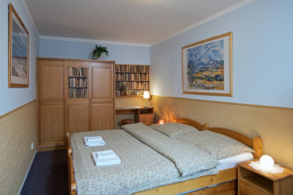 Comfy double bed