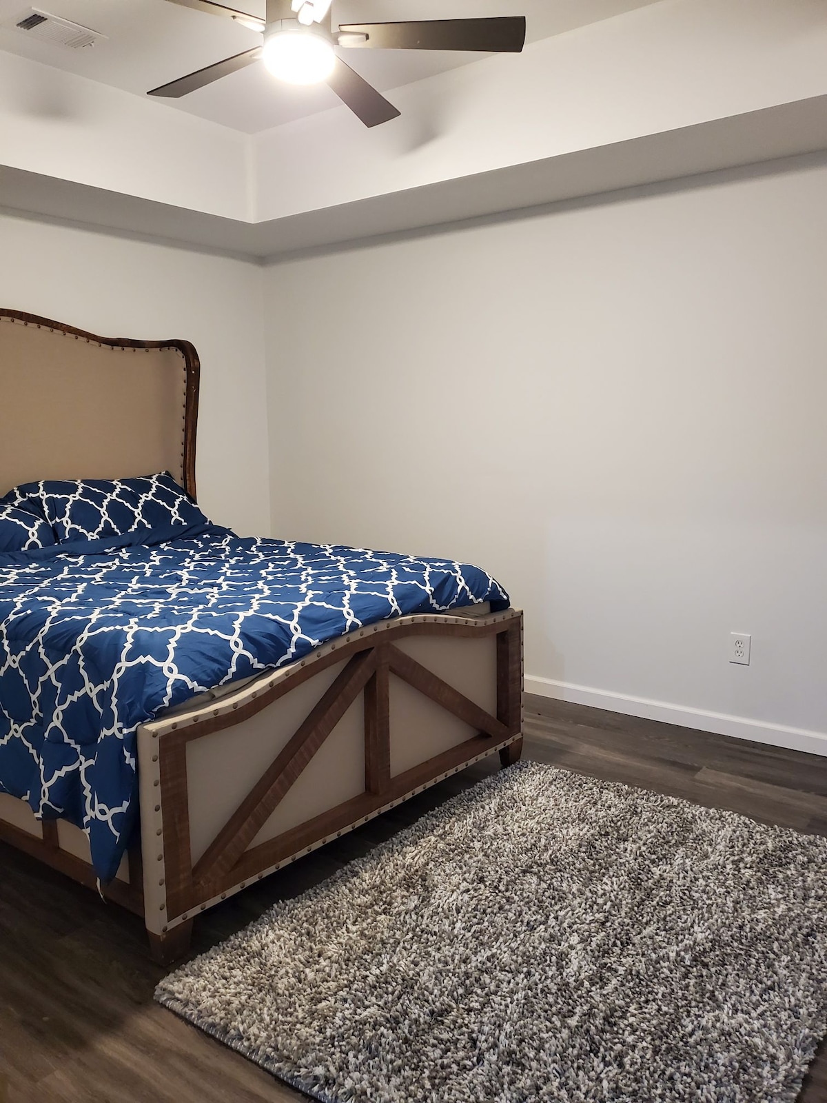 2/1 Modern BASEMENT home near Mall of GA