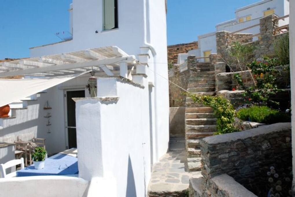 Entrance with small garden