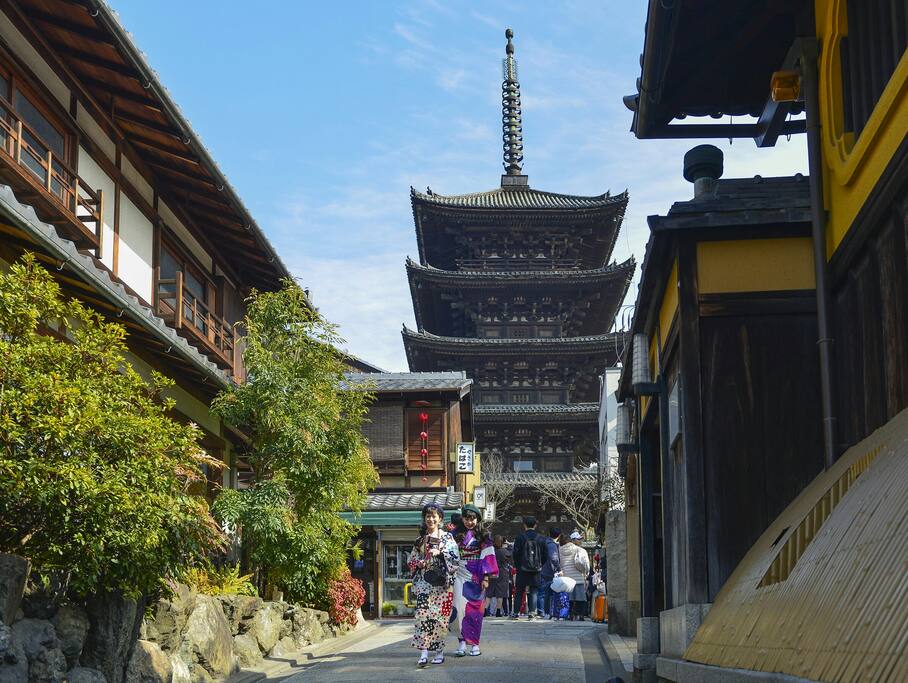 京都东山之象征 法观寺八坂之塔 京都旅游攻略 尽在airbnb爱彼迎