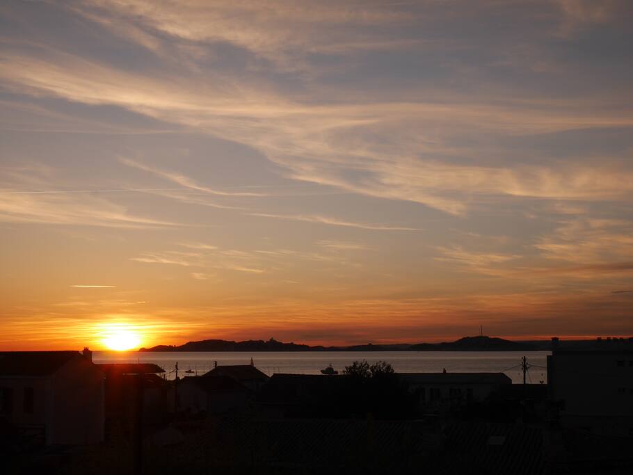 Couché de soleil paradisiaque