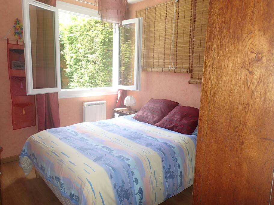 Chambre rez-de-jardin