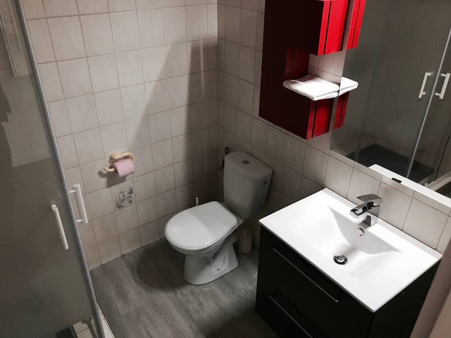 Salle de bain du mini studio