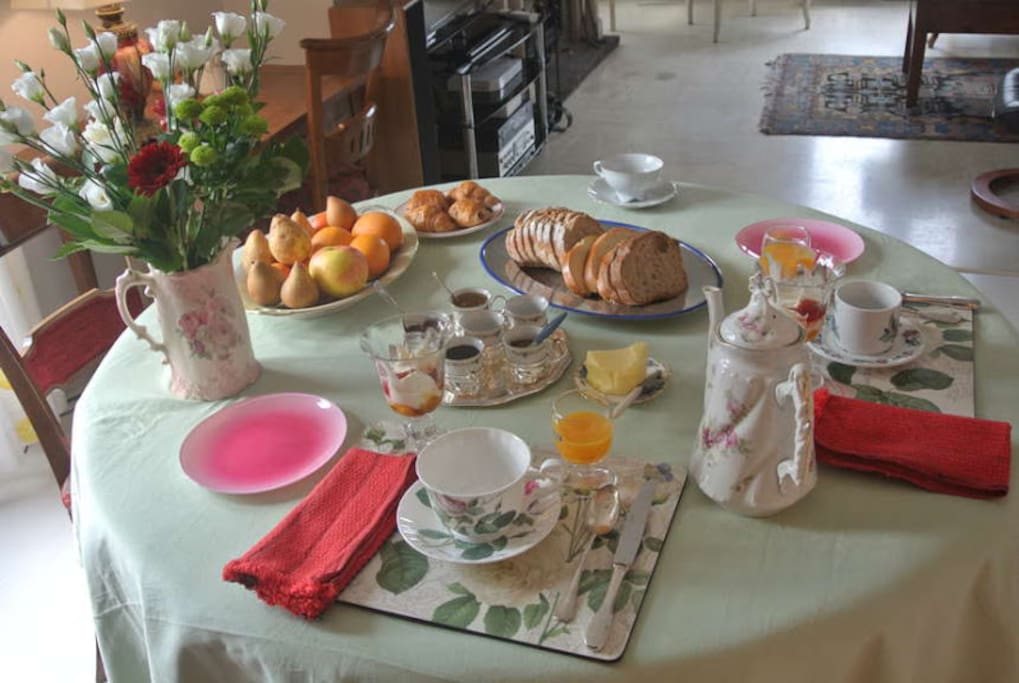 Marie Thé vous servira un très bon petit déjeuner