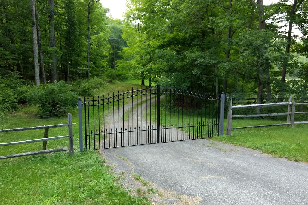 Entrance to property