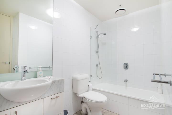 Exclusive Stays – The Sentinel (6a) gallery image 4