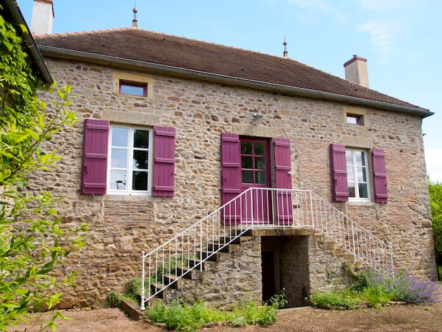 Lovely cottage near Cluny, Taizé, Cormatin