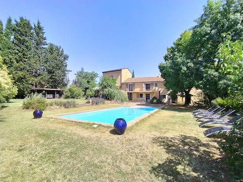 Mas provençal, in Parc du Verdon, with swimming pool