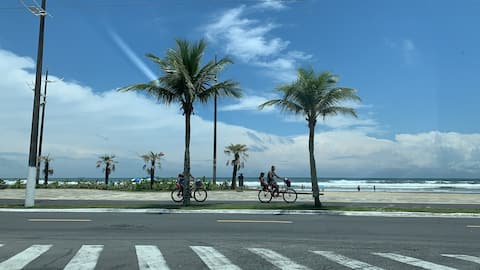 Apt with sea view Praia Grande, 2 parking spaces