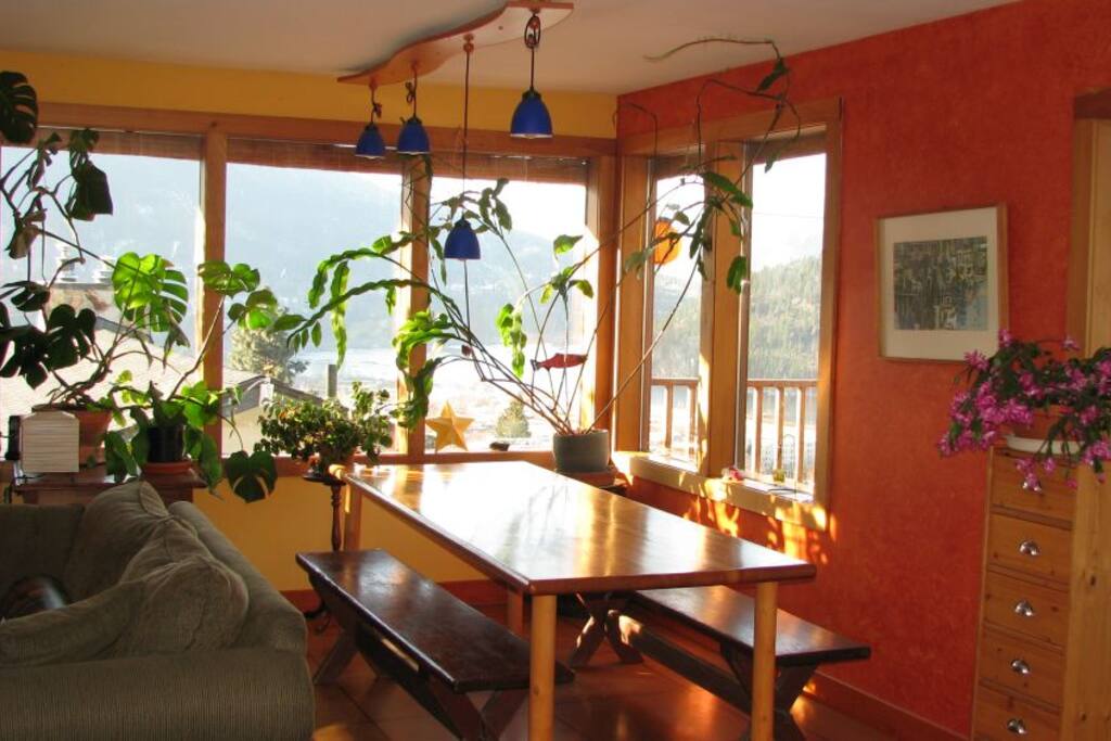 The dining room table seats up to 10